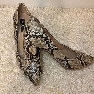 Vici Cream Snakemulti Heels Elegant Design